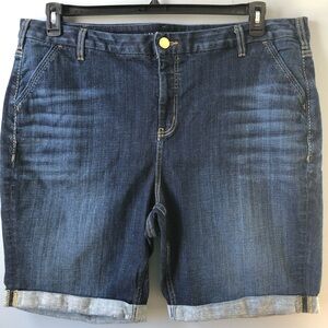Lane Bryant Plus Size Bermuda Cuffed Denim Shorts Size 24